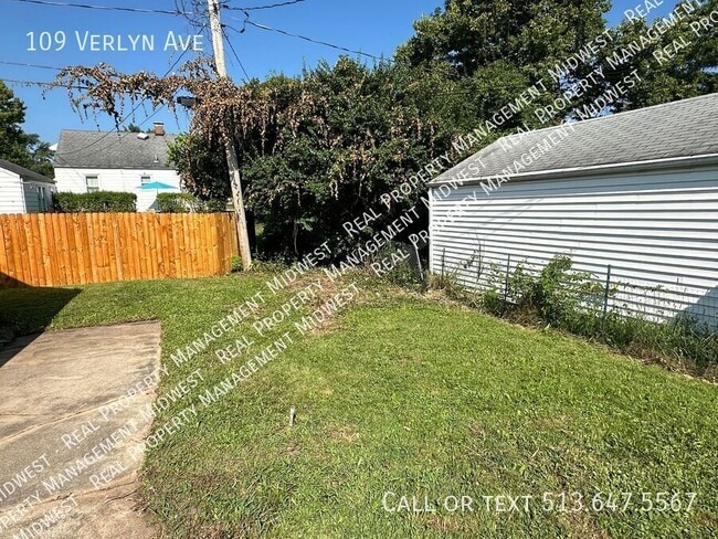 Building Photo - 109 Verlyn Ave