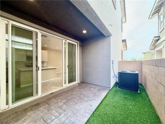 Building Photo - 666 Cottonwood Hl Pl