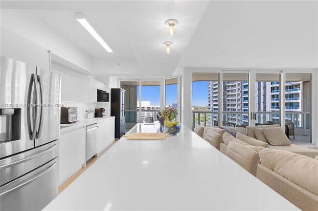 Building Photo - 21055 Yacht Club Dr