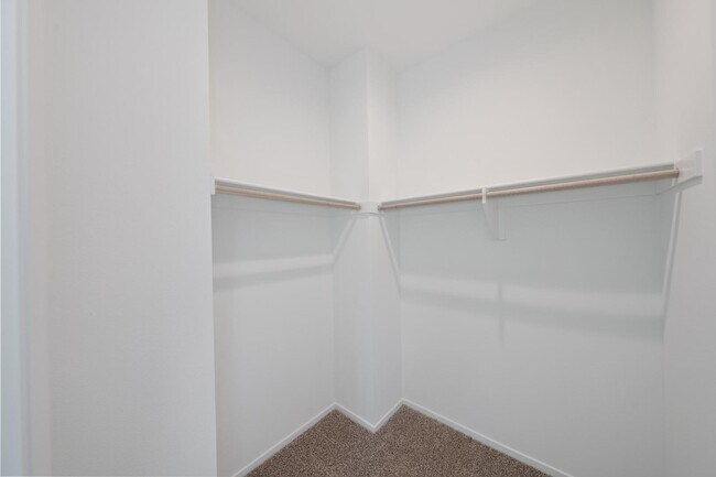 Building Photo - 822 Francesca Dr