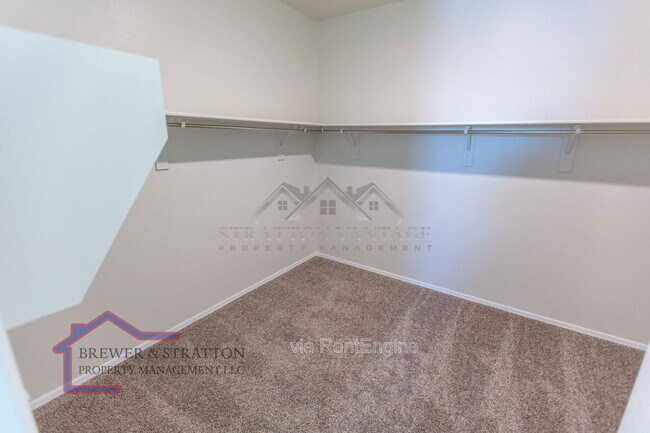 Building Photo - 44498 W Palo Aliso Way