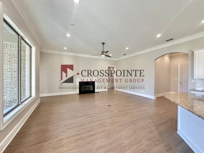Building Photo - 3 Bedroom 2 Bath Near Three Lakes MS!