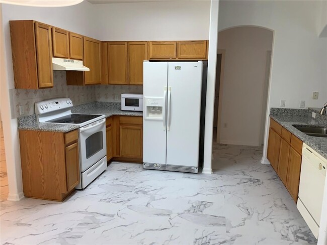 Building Photo - 3628 Weatherfield Dr