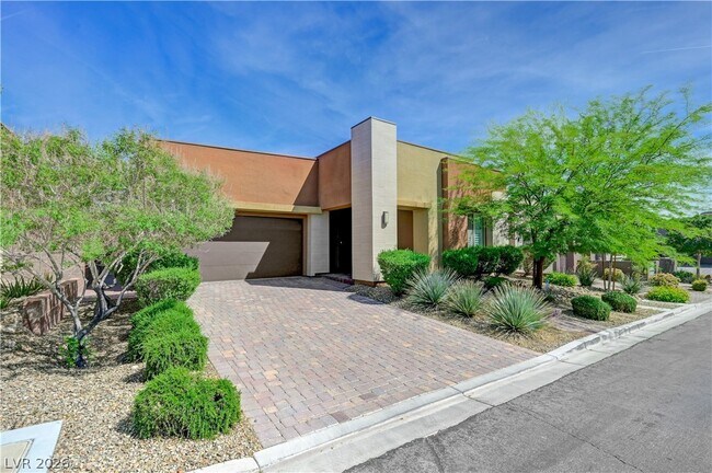 Building Photo - 6020 Langreo Ln