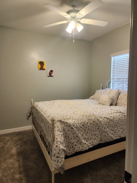 Building Photo - 40545 W Chambers Dr