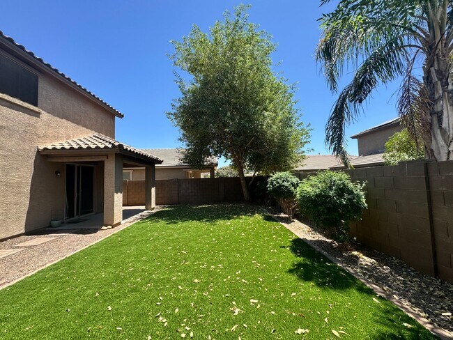 Building Photo - 4 BEDROOM HOME IN COLDWATER RANCH