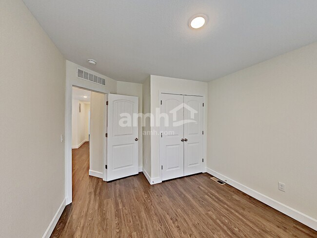 Building Photo - 4473 Crestone Peak St