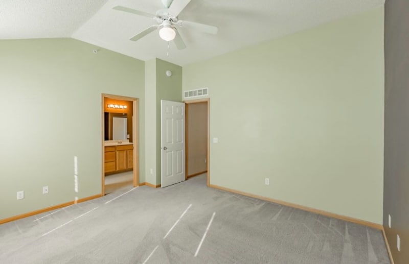 Building Photo - 1244 Chateau Ave