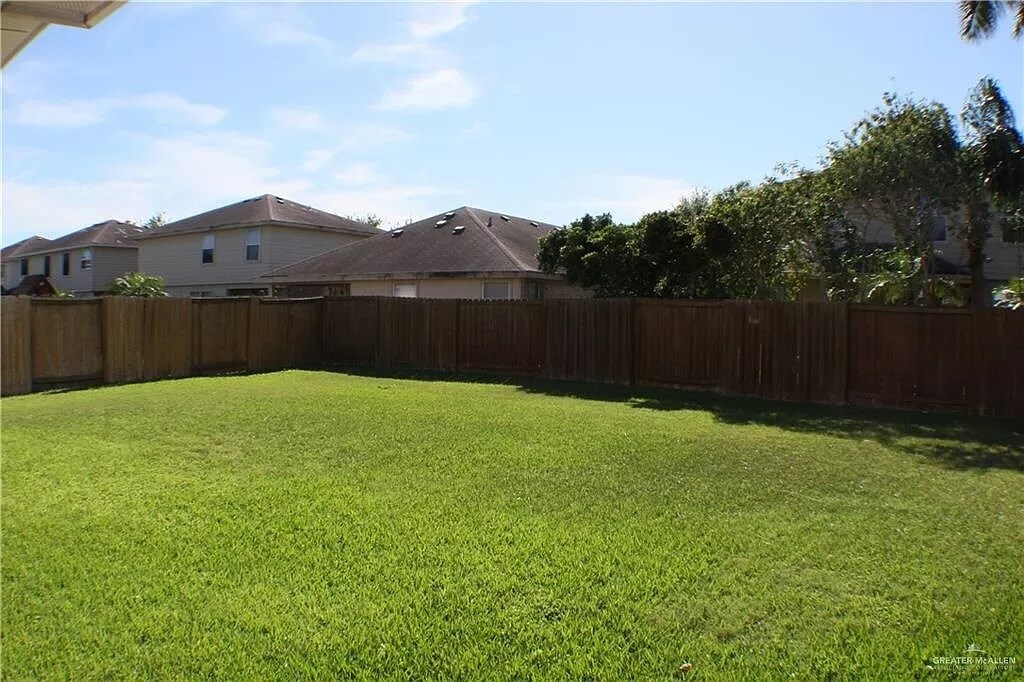 Building Photo - 4202 Santa Inez St