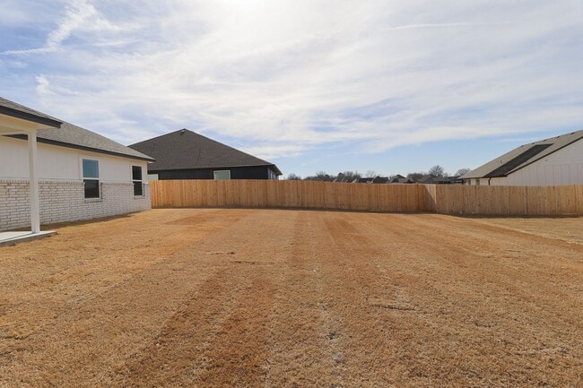 Building Photo - 4 Bed 3 Bath New Construction Simmons Home at Pine Valley Ranch