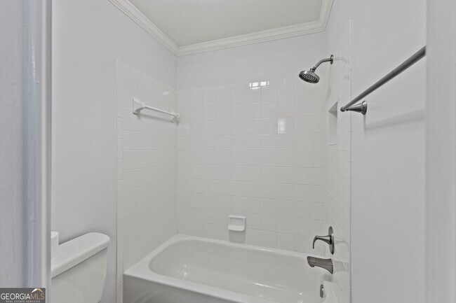 Building Photo - 115 Sutton Ct