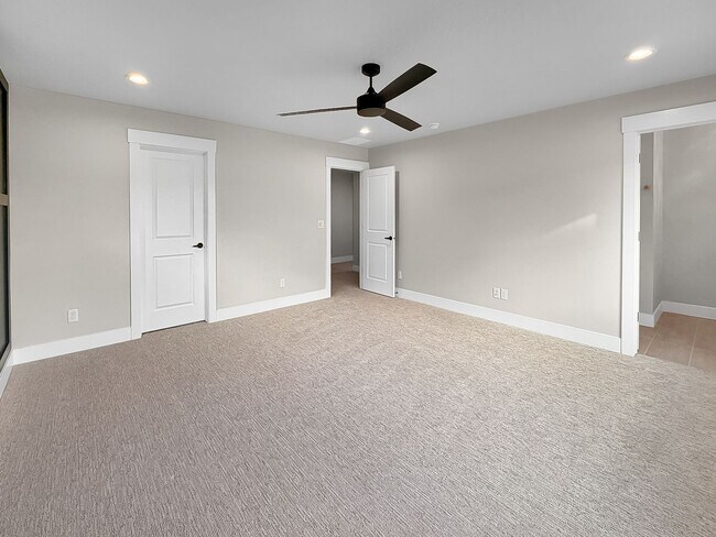 Building Photo - Brand New Pet-Friendly 3-Bedroom in Eagle with Pool, Fitness, Center, and Exceptional Amenities