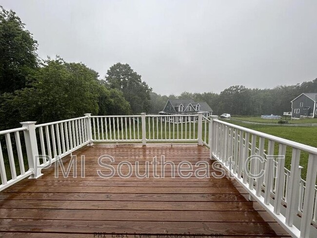 Building Photo - 23 Quakertown Mdws