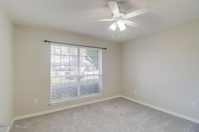 Building Photo - 14886 E Shadow Creek Dr