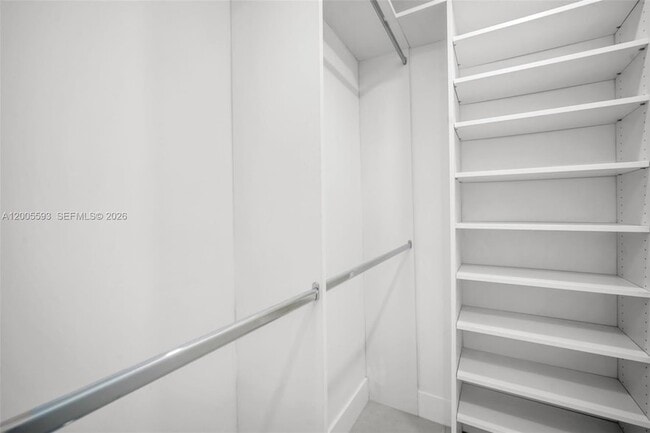 Building Photo - 4112 SW 9th Terrace