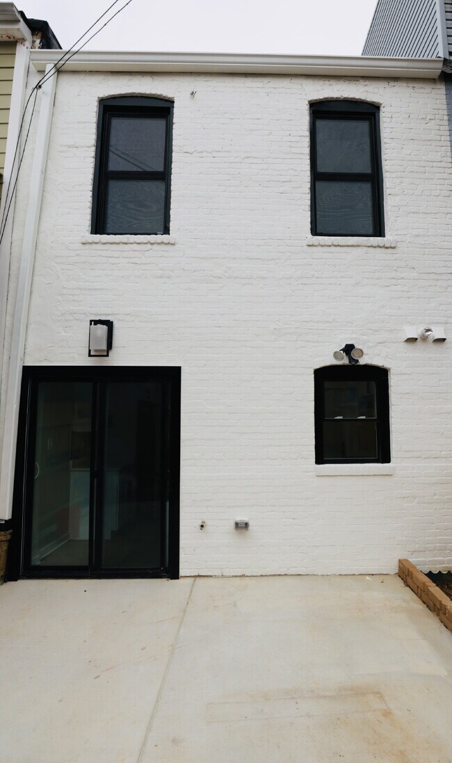 Building Photo - Welcome Home!