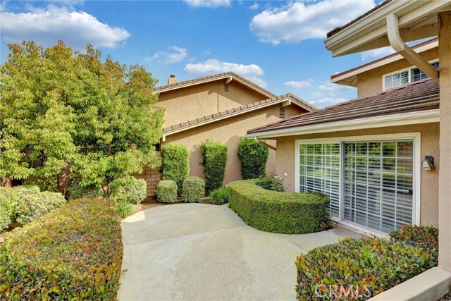 Building Photo - 16 Sycamore Creek