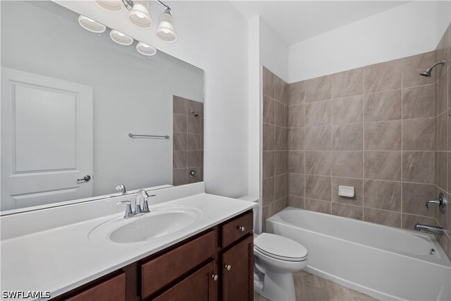 Building Photo - 17849 Woodland Ct