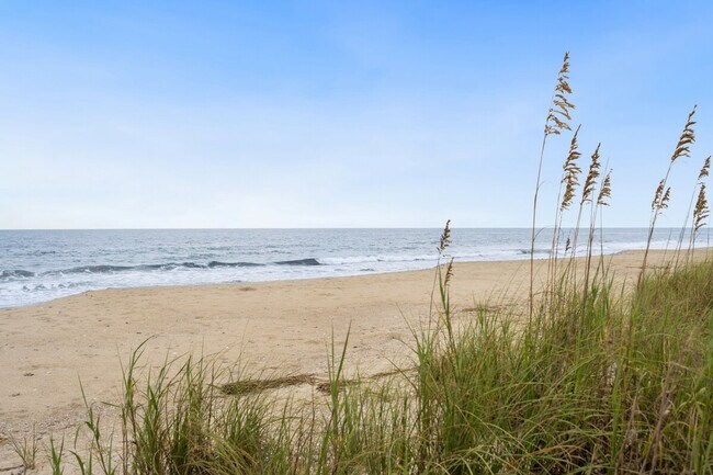 Building Photo - 911 Debordieu Blvd