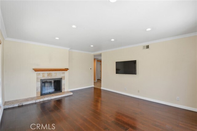 Building Photo - 1403 E Chalynn Ave