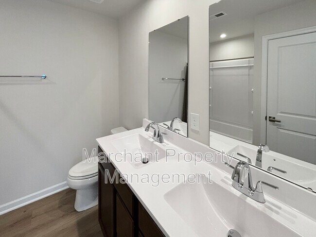 Building Photo - 305 Mancini Dr