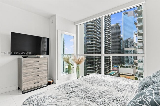 Building Photo - 1080 Brickell Ave