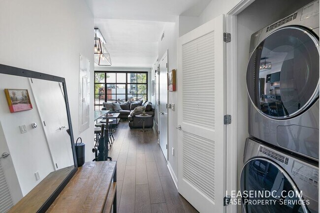 Building Photo - 2030 8th St NW