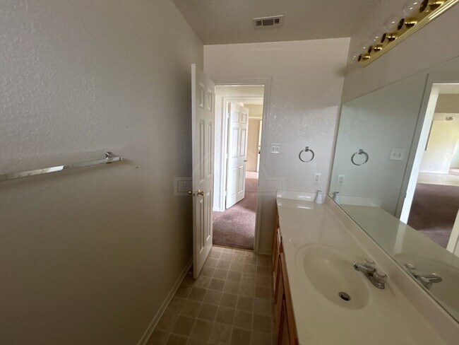 Building Photo - 5001 Morning Star Ln