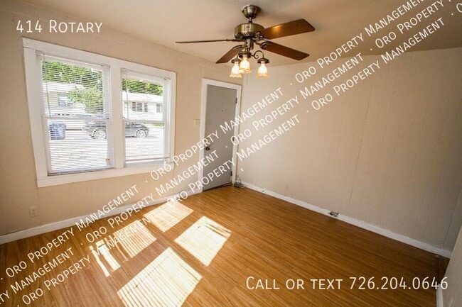 Building Photo - 414 Rotary-