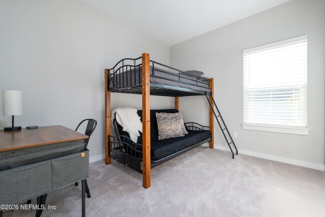 Building Photo - 817 7th Ave N