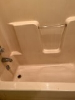 Building Photo - 1211 Redbud St