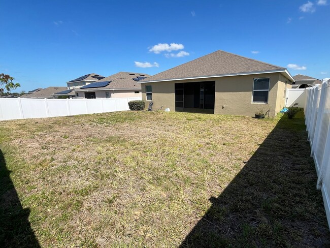 Building Photo - Spacious 4-Bed Home in Carlisle Grand