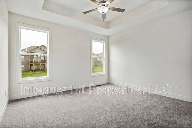 Building Photo - 7430 NW Chambers Ct