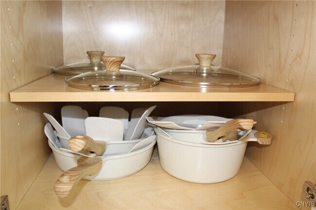 Building Photo - 110 Hotel St