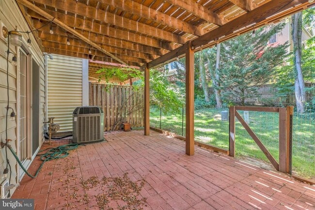 Building Photo - 9902 Michael Schar Ct