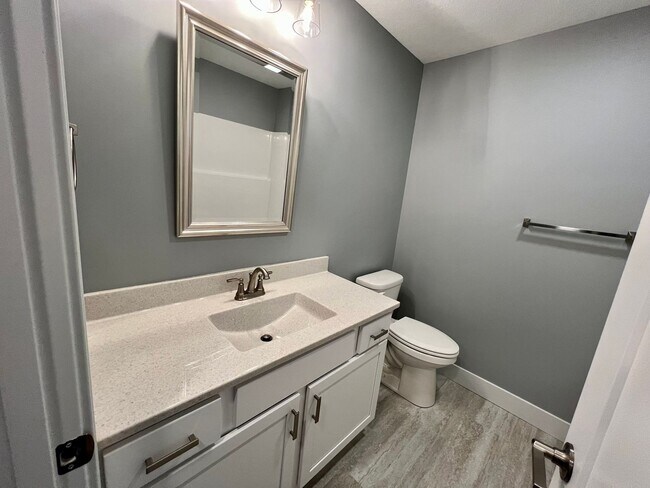 Building Photo - Newly Built 3 Bedroom Duplex in Irvine Acres!