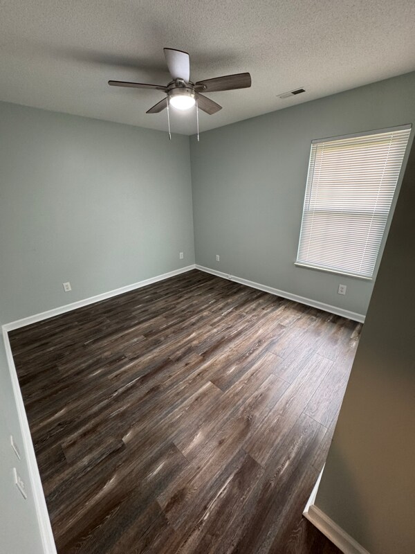 Building Photo - 113 Nanci Ln
