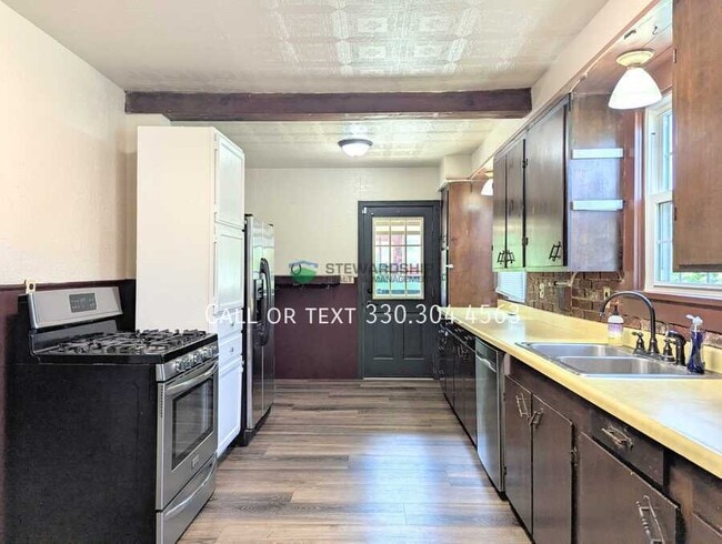 Primary Photo - 505 Wabash St