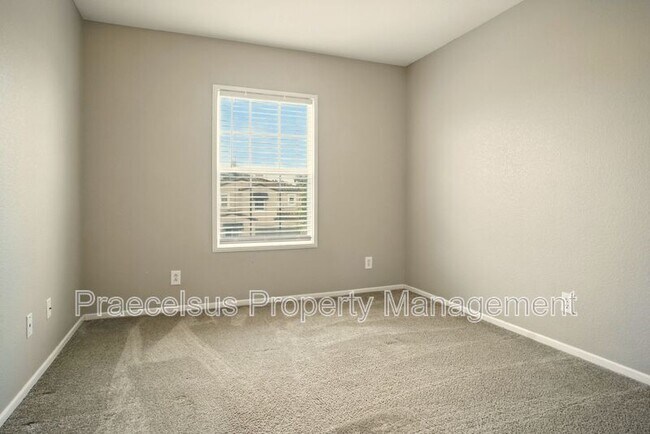 Building Photo - 2809 Red Rock Canyon Rd