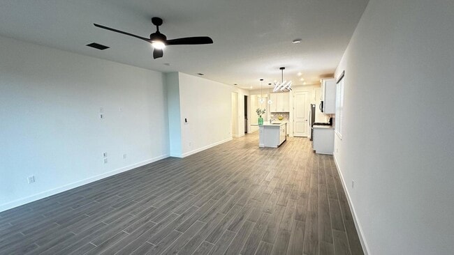 Building Photo - 10654 SW Village Pkwy