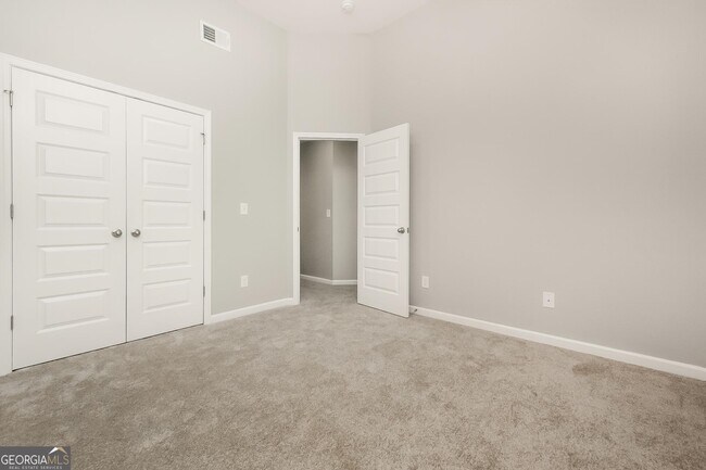 Building Photo - 1576 Norman Crossing