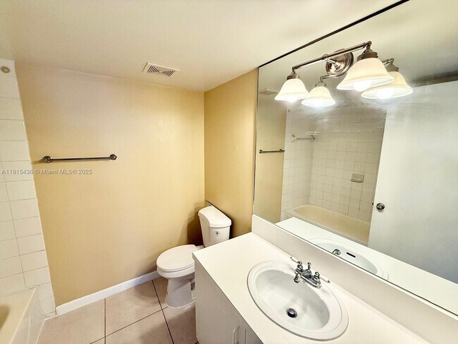 Building Photo - 1739 Village Blvd