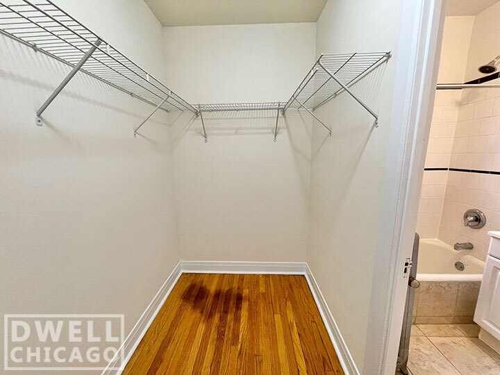 Building Photo - 2653 N Spaulding Ave