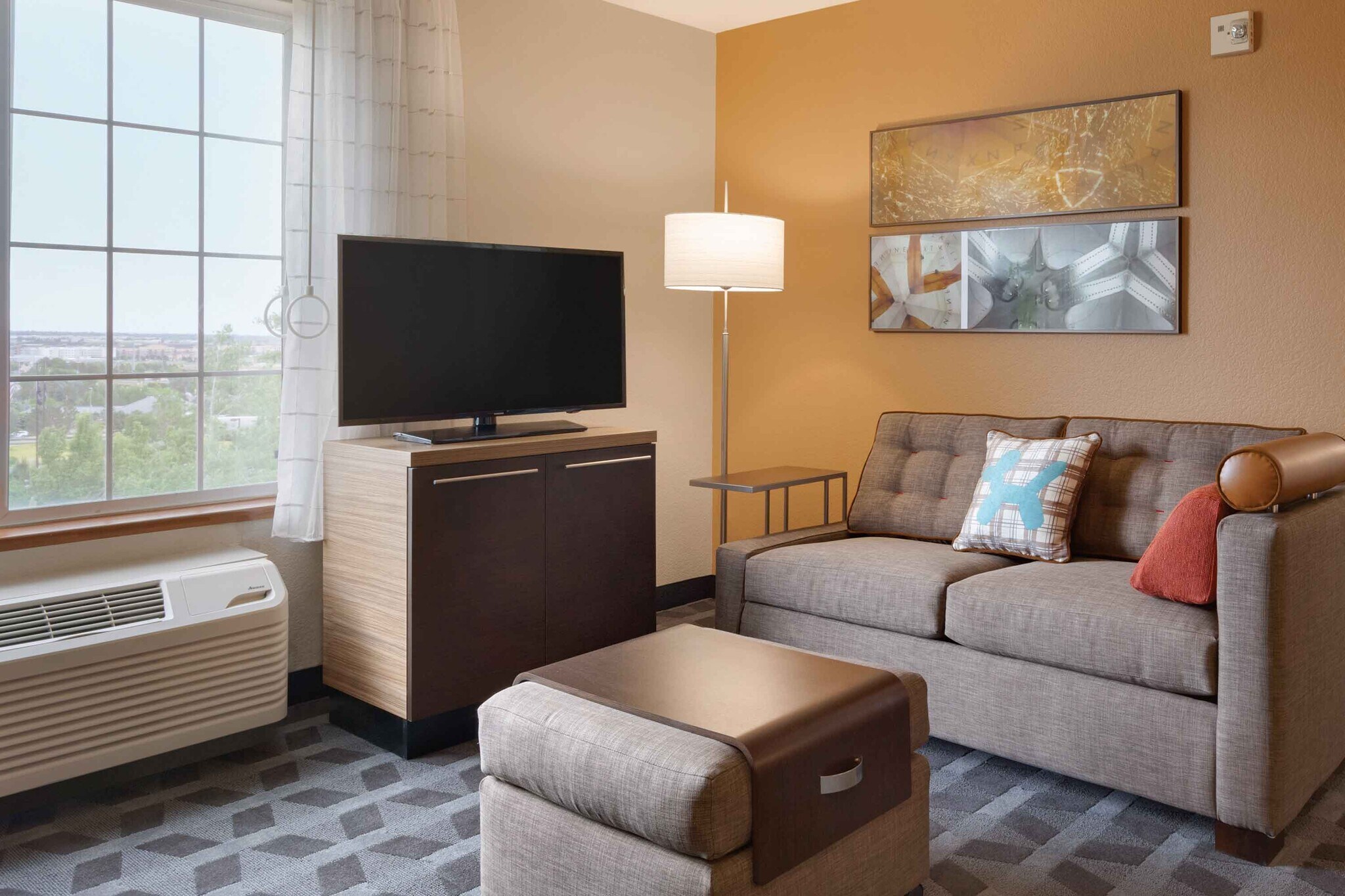 Building Photo - Furnished Studio-Denver - Broomfield