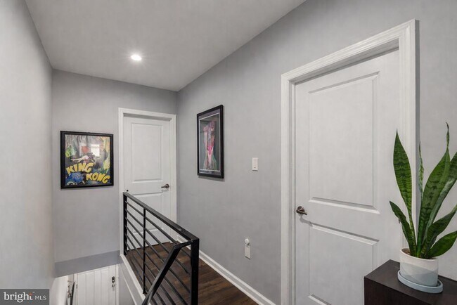 Building Photo - 1619 N Corlies St