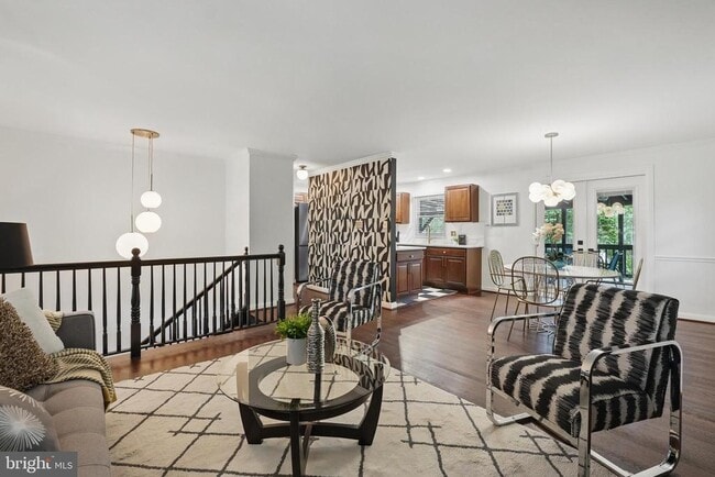 Building Photo - 7910 Bayberry Dr