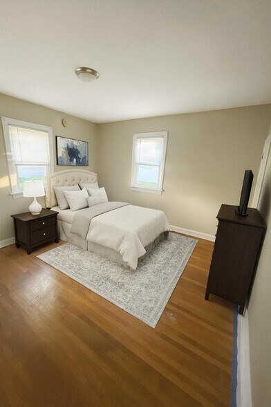 Building Photo - 1702 Wyoming Ave