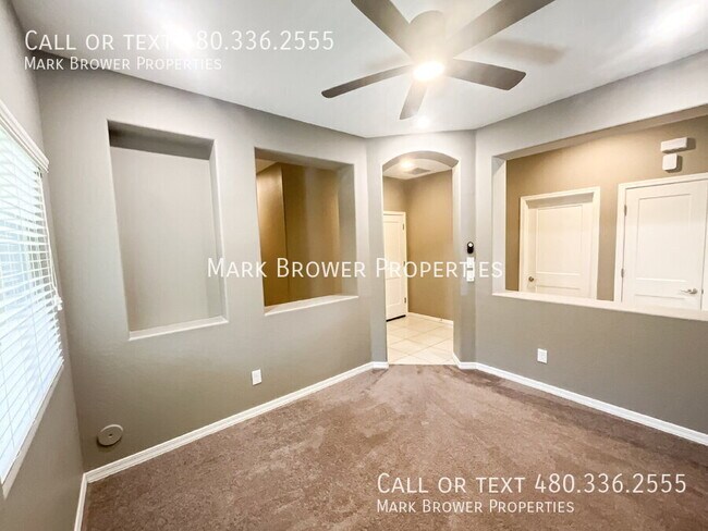 Building Photo - 679 W Mangrove Rd