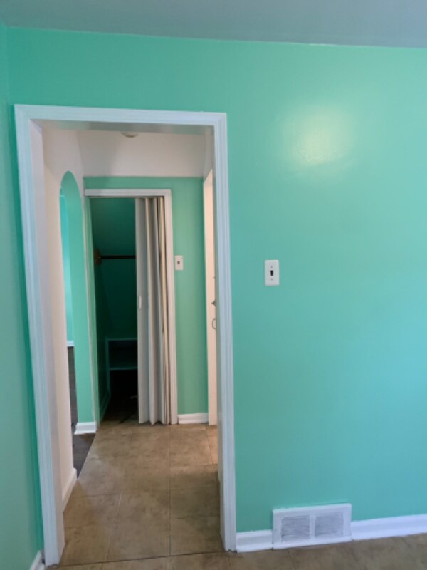 Building Photo - 19354 Seminole