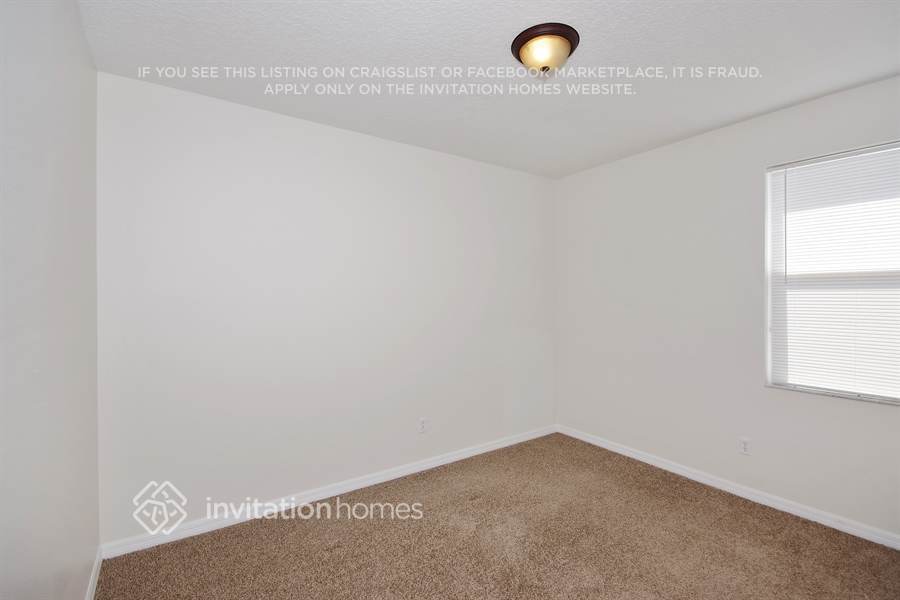 Building Photo - 2424 Laurel Blossom Cir